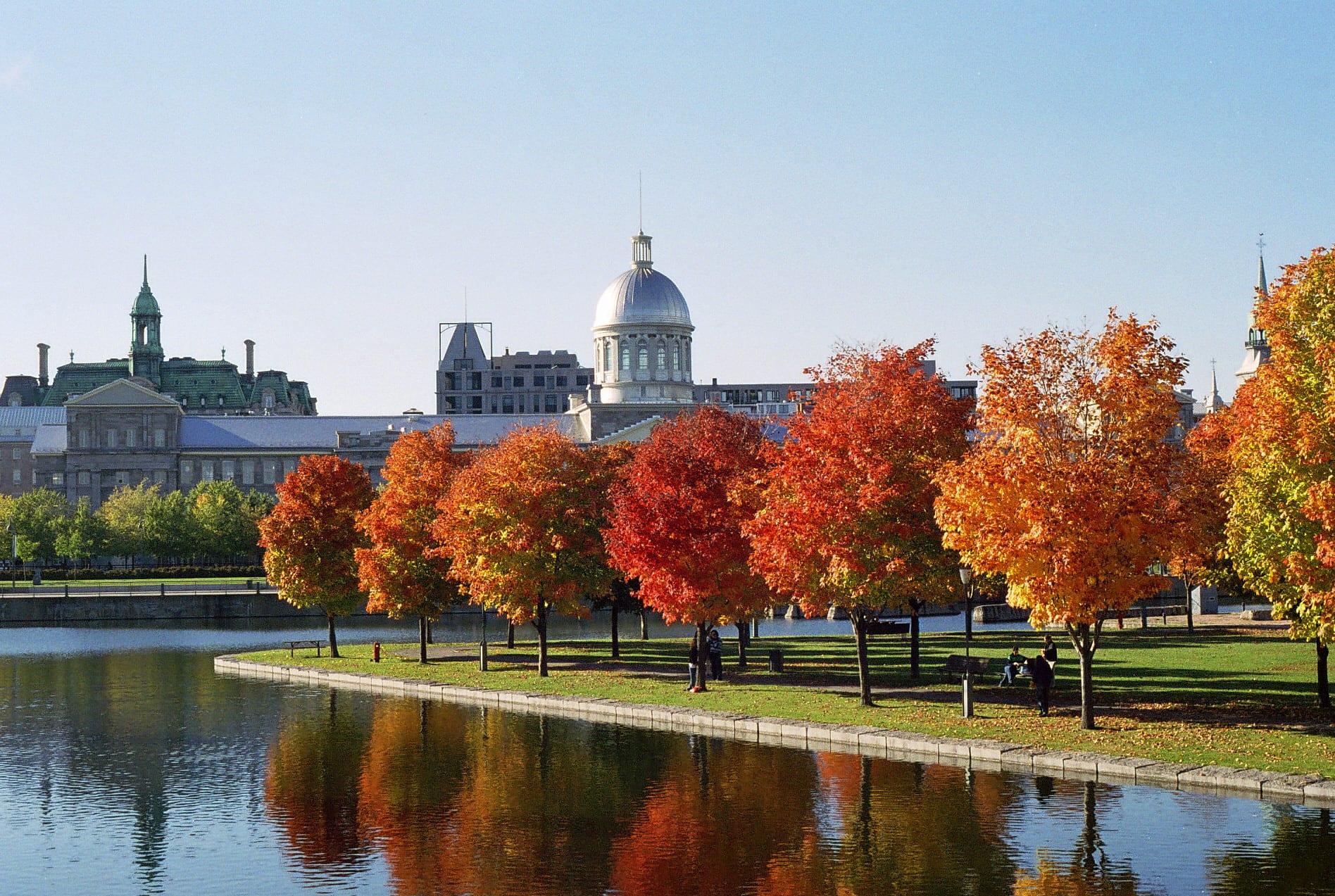 Cheap flights to Montreal, Canada