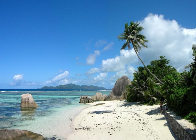 Cheap flights to Seychelles